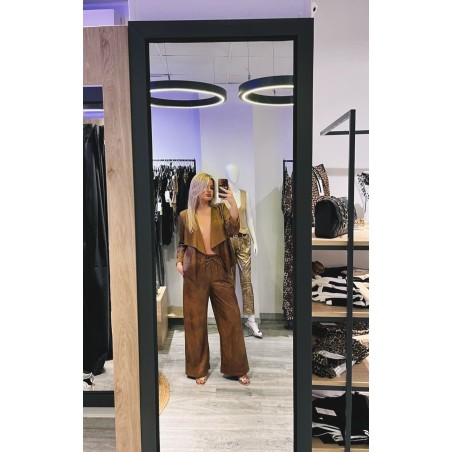 Pantalon polipiel color marron