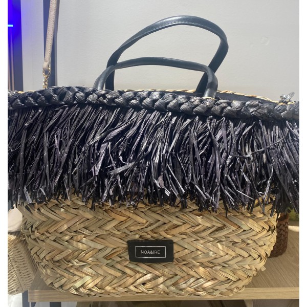 Cesta de rafia con flecos NOA & IRÉ